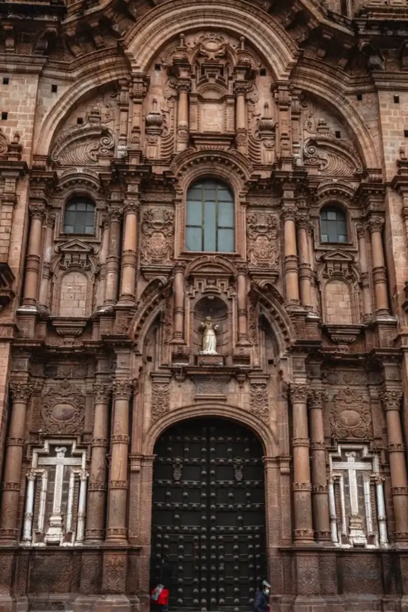 eSIM data plan for Cusco, Peru, with Claro 4G coverage near Machu Picchu gateway