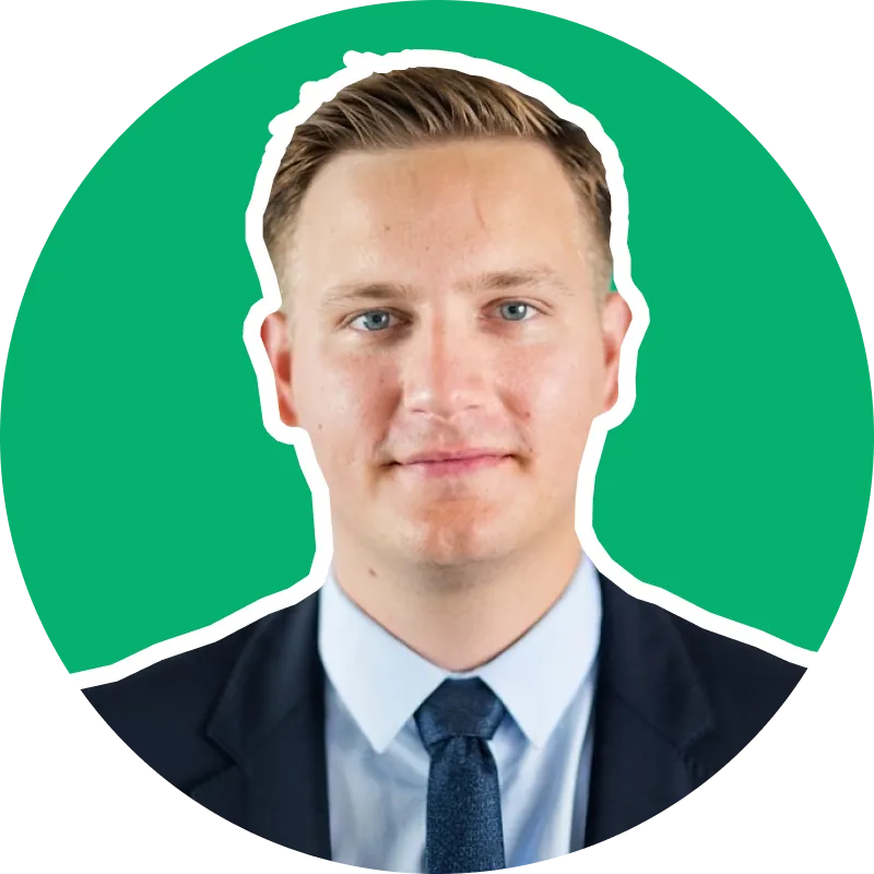 Sarah Mitchell, Travel Writer at HelloRoam