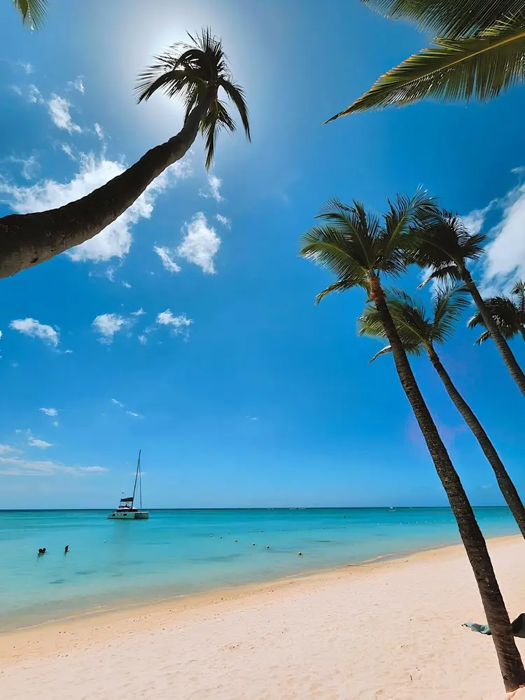 Speightstown Barbados travel data plan from HelloRoam eSIM with reliable mobile coverage