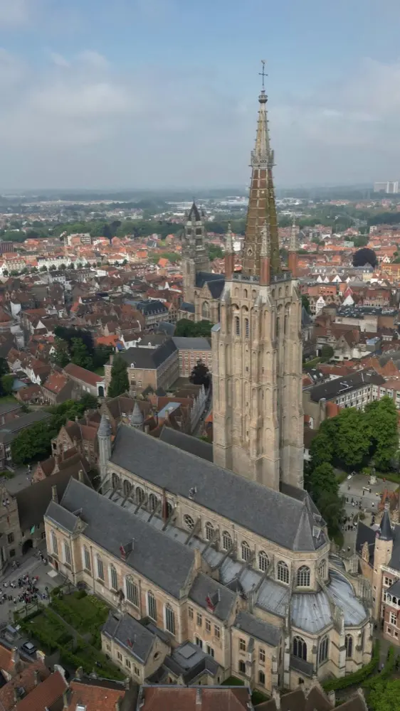 Mobile data in Brugge Belgium with HelloRoam eSIM plans for international travelers