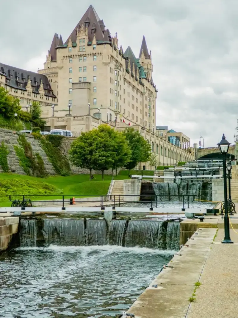 Ottawa Canada travel data plan from HelloRoam eSIM with reliable mobile coverage