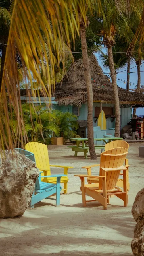 eSIM data plan for Willemstad, Curacao, with 4G coverage at the Handelskade waterfront