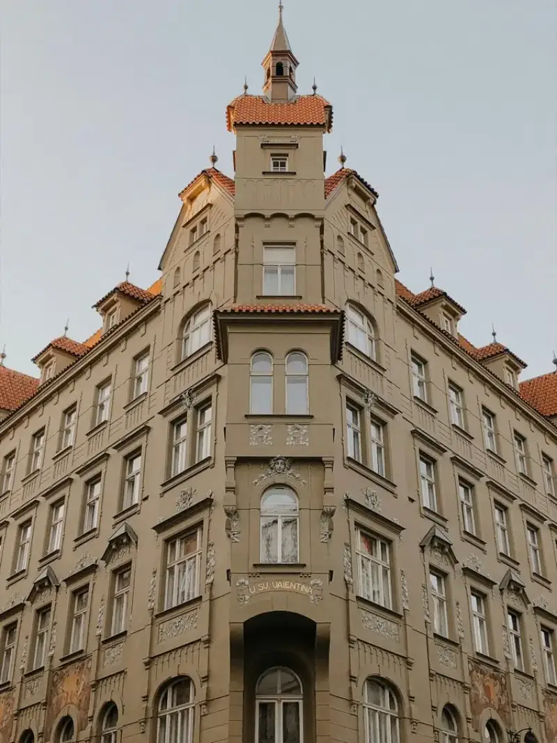 HelloRoam travel eSIM providing mobile data coverage in Prague across Czech Republic