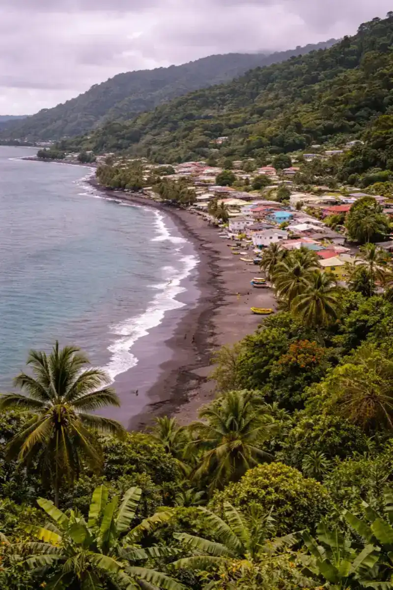 HelloRoam mobile data plan for visiting Mahaut Dominica with reliable eSIM service