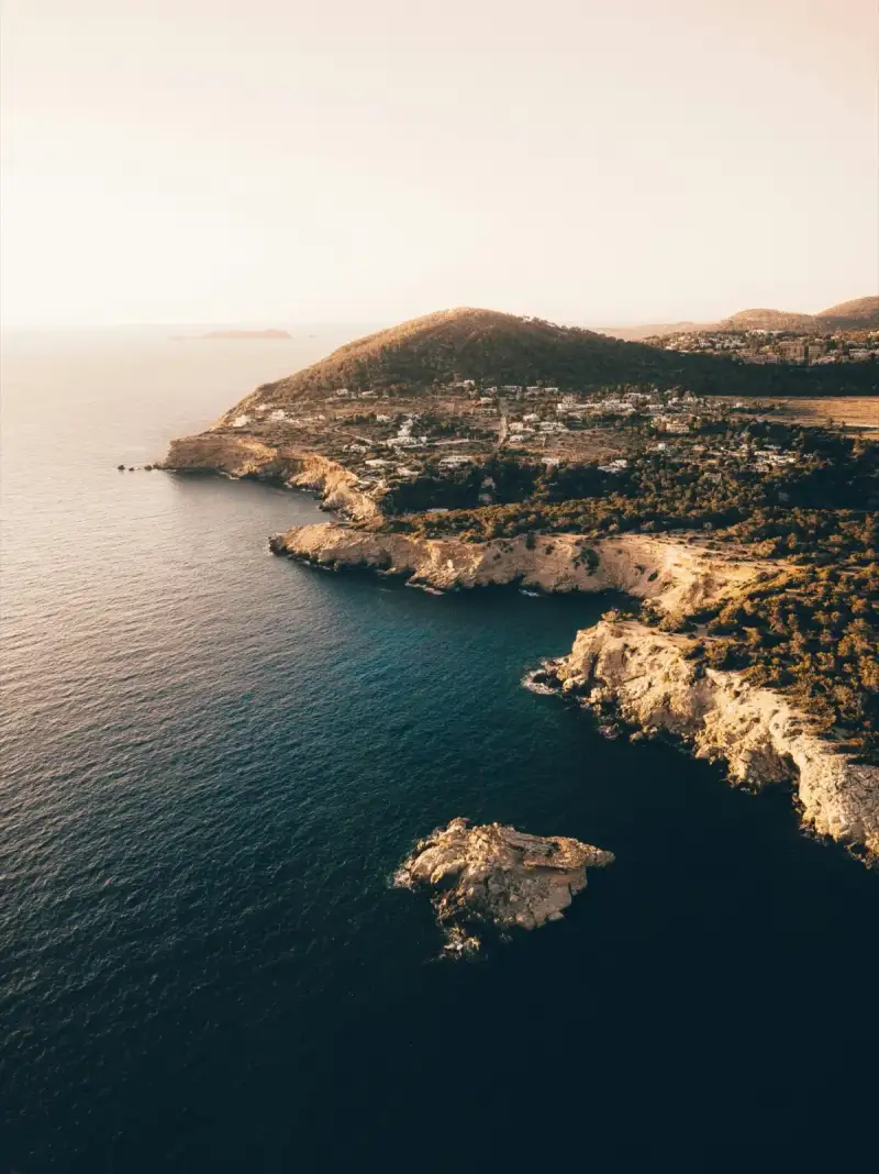 Mobile data in Ibiza Spain with HelloRoam eSIM plans for international travelers