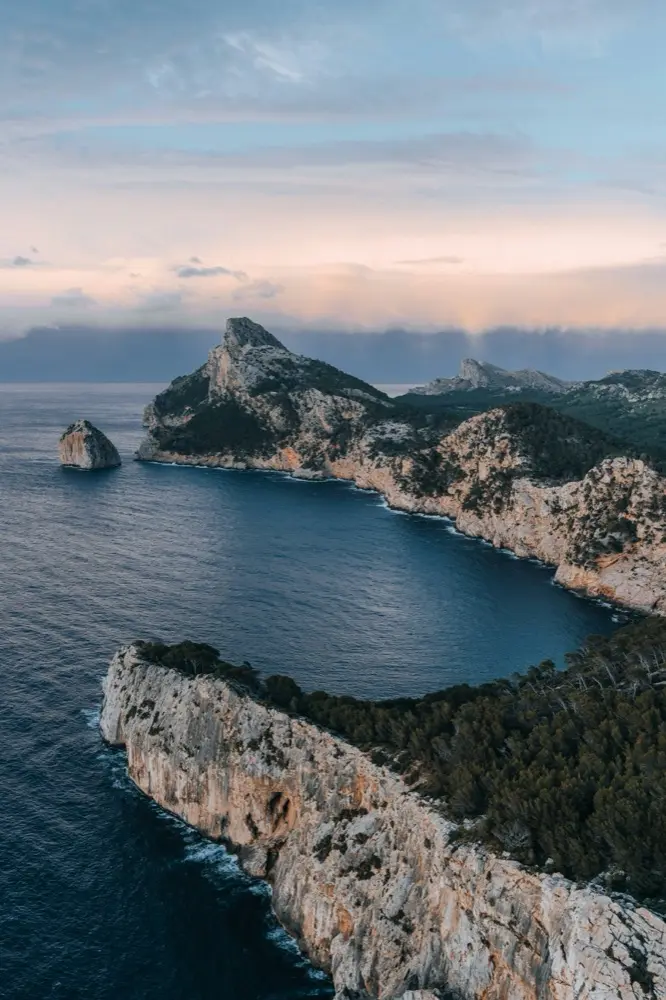 eSIM data plan for Mollarca Spain travelers from HelloRoam with fast mobile coverage