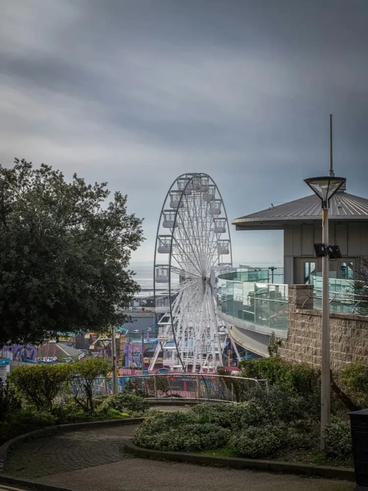 Essex United Kingdom travel data plan from HelloRoam eSIM with reliable mobile coverage