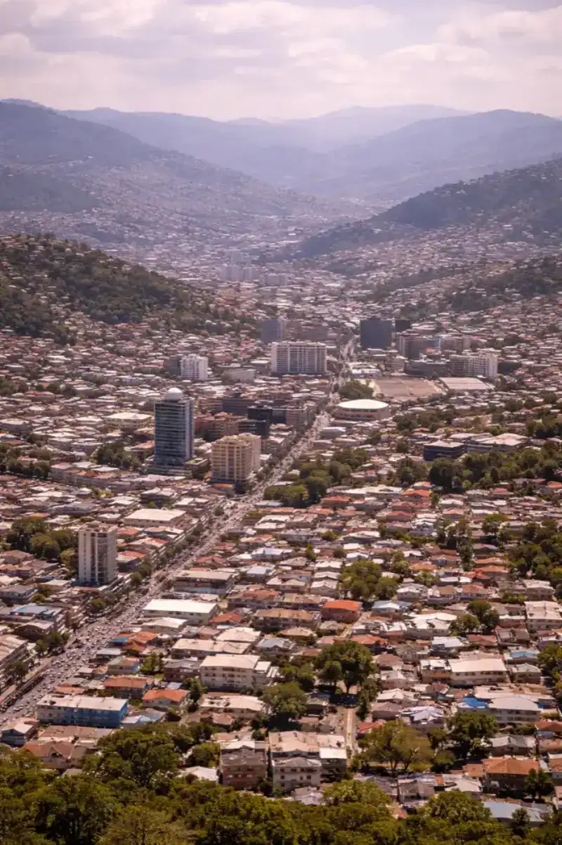 HelloRoam eSIM data plan for Distrito Central Honduras with reliable mobile internet coverage