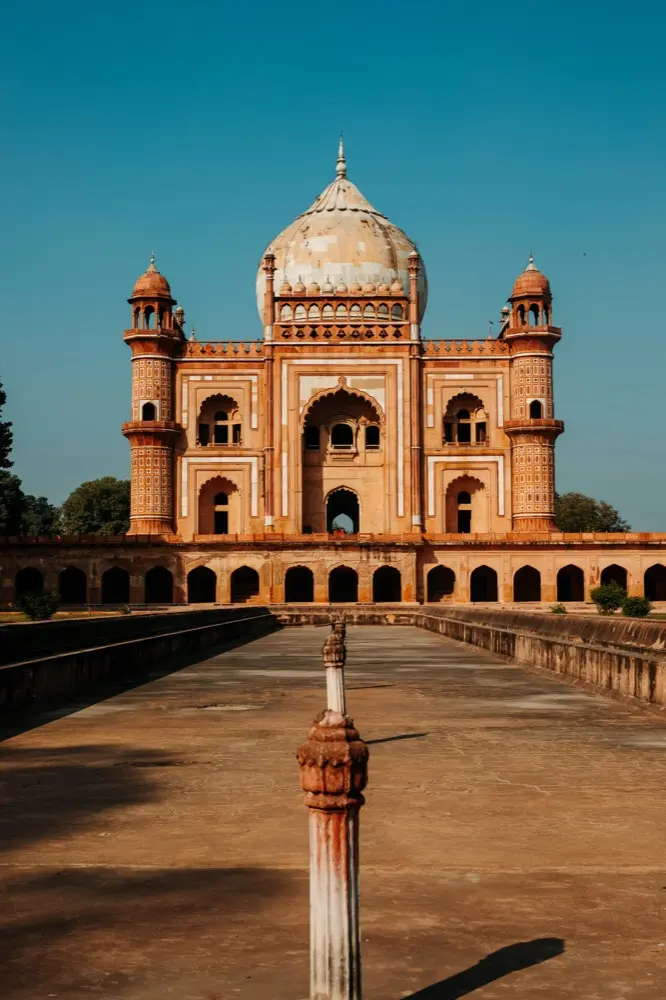 Delhi India eSIM coverage for travelers with HelloRoam mobile data plans and fast internet