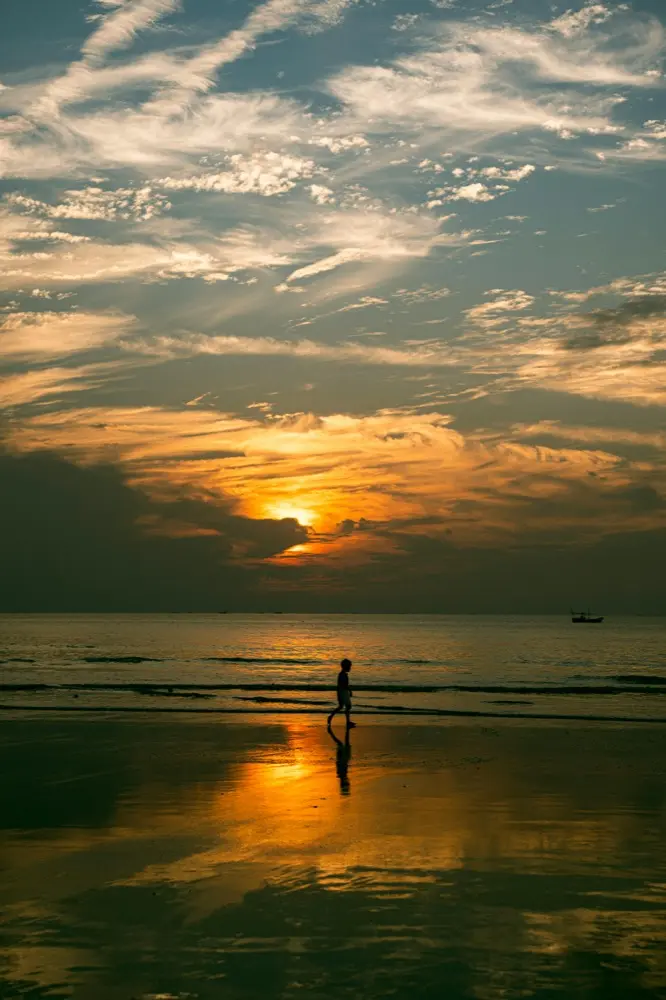 North 24 Parganas in India with HelloRoam eSIM data plans for international travel coverage