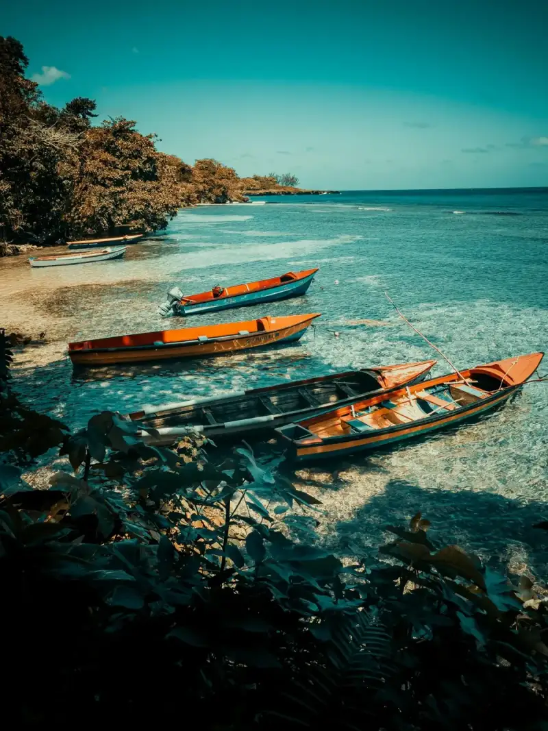 Jamaica eSIM card data plans for international travel