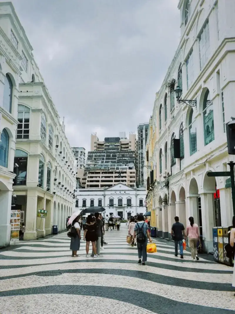 Travel data for Taipa Macau with HelloRoam eSIM coverage and fast mobile internet