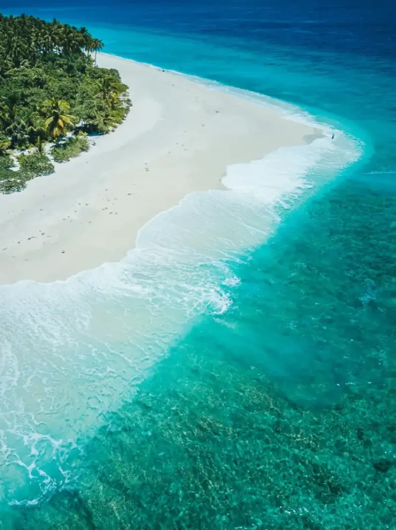 HelloRoam eSIM coverage for Fuvahmulah in Maldives with fast and reliable data plans