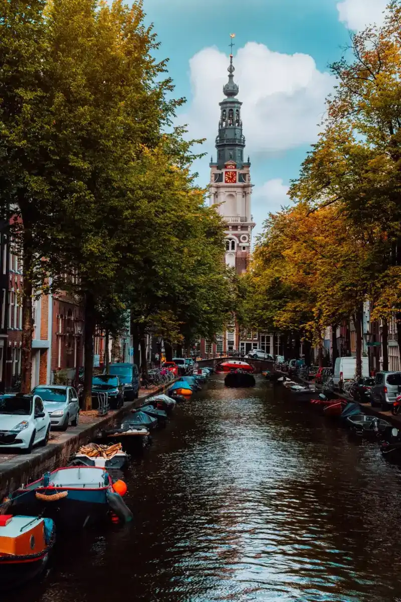 Mobile data in Amsterdam Netherlands with HelloRoam eSIM plans for international travelers