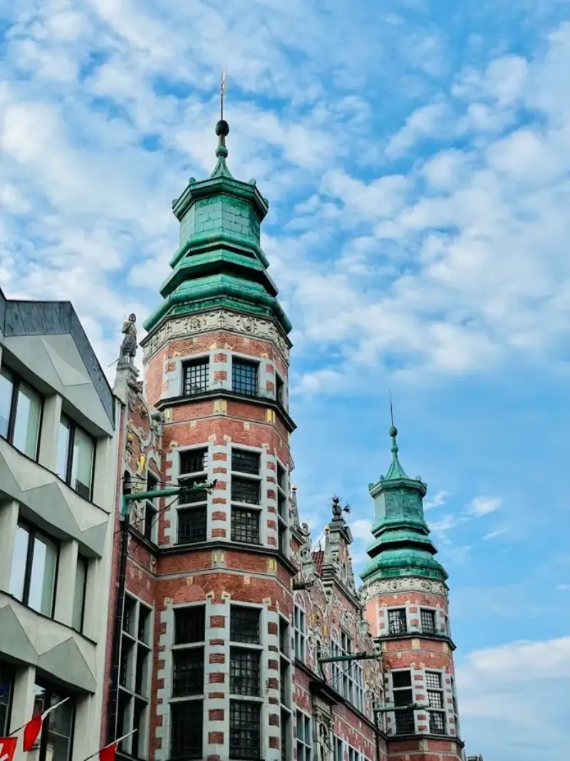 eSIM data plan for Gdansk, Poland, with Orange, Play, and Plus 5G coverage at the Baltic coast