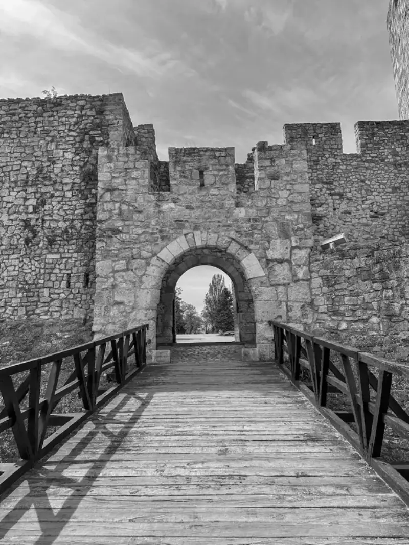 eSIM data plan for Belgrade, Serbia, with Telenor 4G coverage at the Kalemegdan fortress and city center