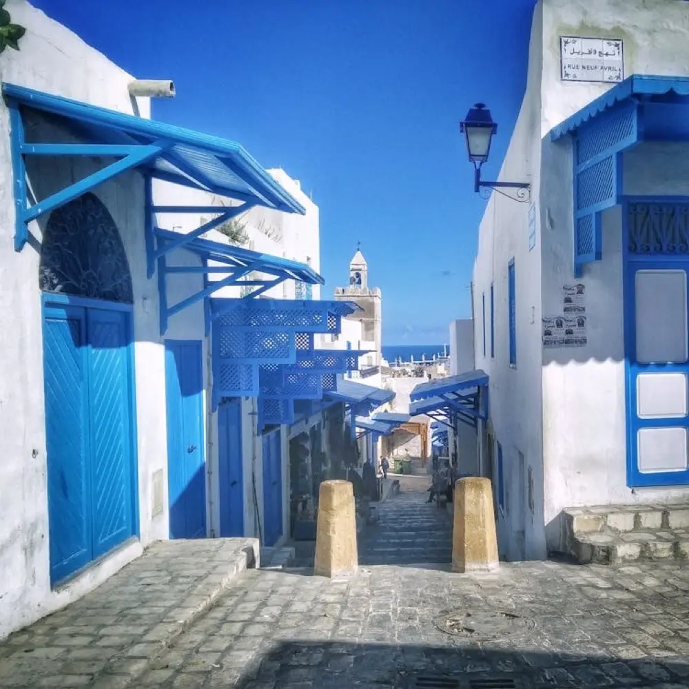 Mobile data in Sousse Tunisia with HelloRoam eSIM plans for international travelers
