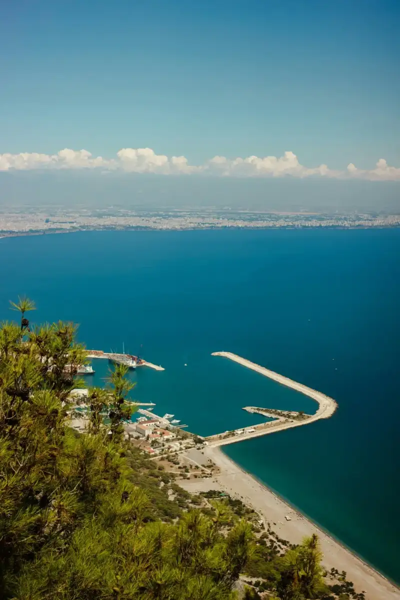 Antalya in Turkey with HelloRoam eSIM data plans for international travel coverage