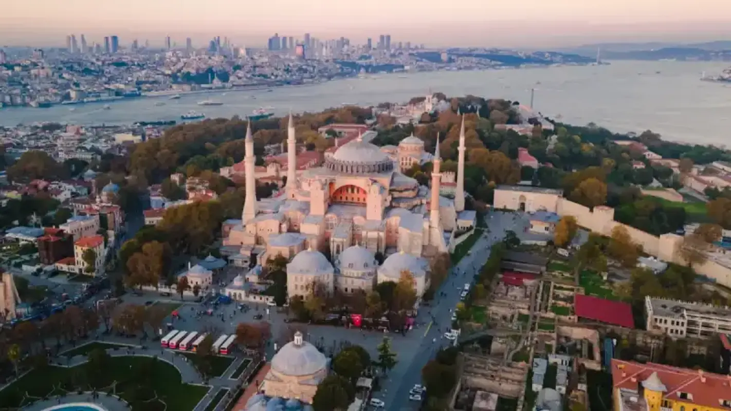 Turkey eSIM plan with Vodafone 5G network - travel data from $3.35/day - instant activation