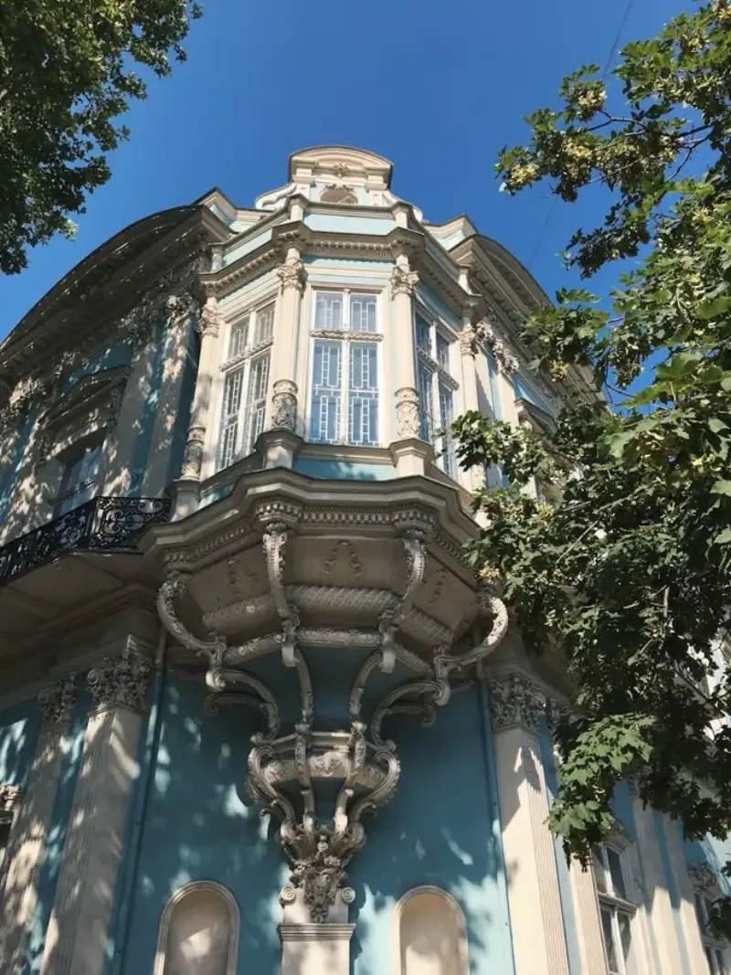 eSIM data plan for Odessa, Ukraine, with Vodafone 4G coverage at the Black Sea port