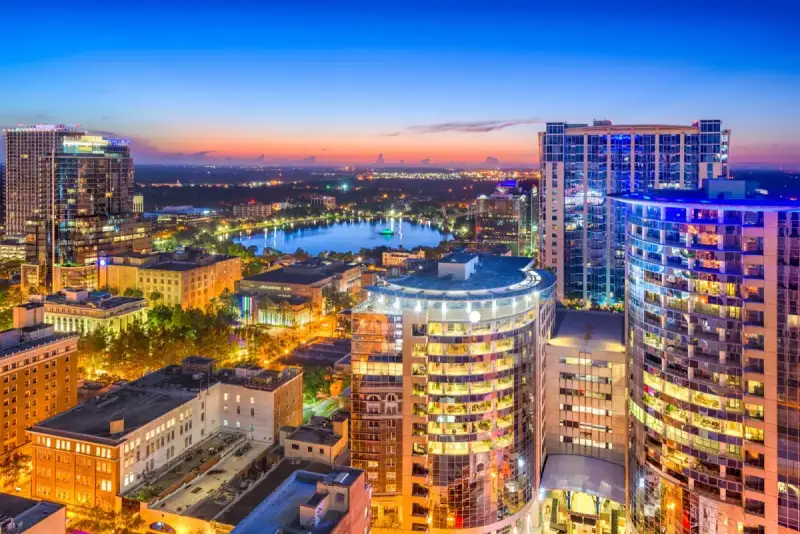 eSIM data plan for Orlando United States travelers from HelloRoam with fast mobile coverage