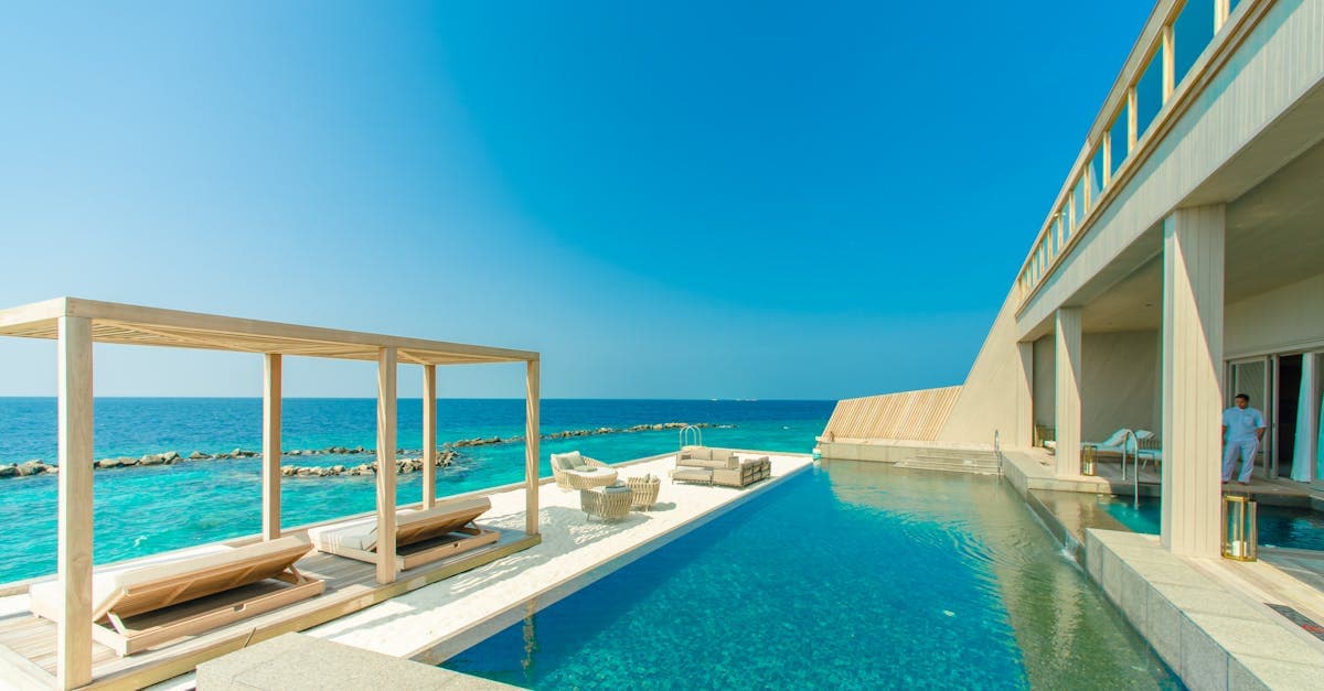 Quando andare alle Maldive: guida mese per mese per italiani (2026)