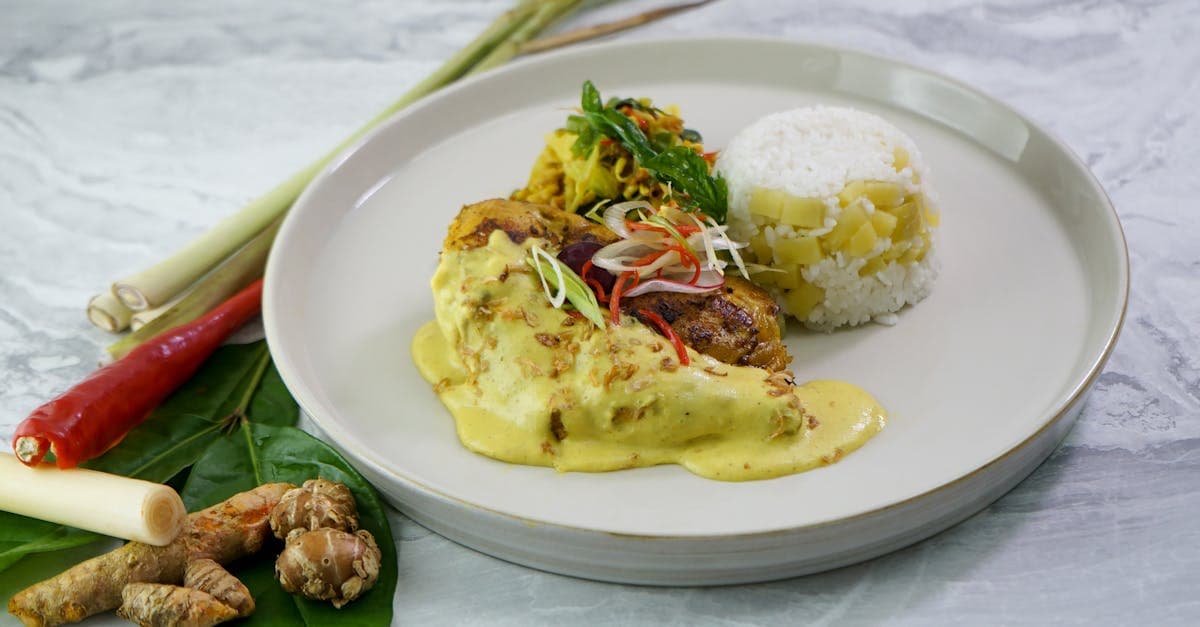 Indonesian curry with steamed rice — a must-try when seeking the best food in Bali