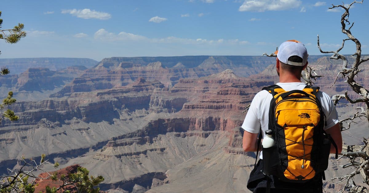 Solo Travel Tips: the Complete 2026 Guide for Americans - travel guide and eSIM advice by HelloRoam