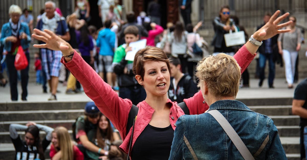 Vibrant Barcelona street scene where solo trip europe travellers connect with locals and make new friends