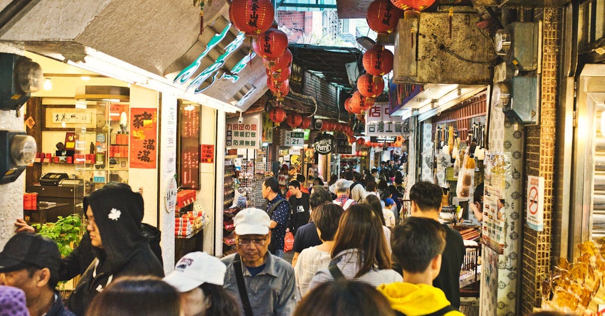 新北市街市巷弄人潮絡繹不絕,帶你找到台北 best food in taipei 最值得造訪的夜市。