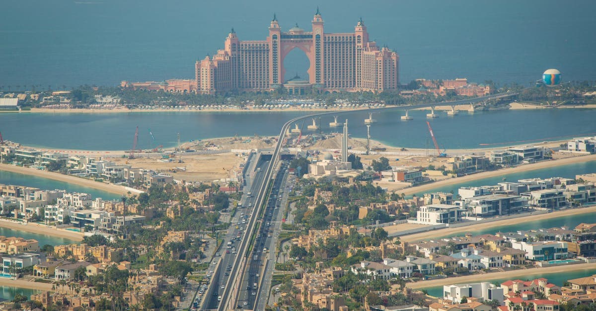 منظر جوي لنخلة جميرا في دبي، فعّل تنبيهات انخفاض أسعار تذاكر طيران رخيصة الآن