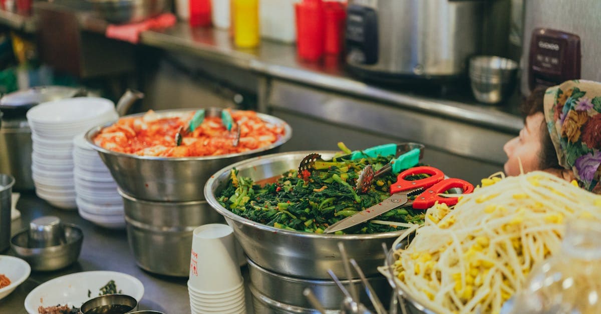 Korean Street Food: a Complete Guide for Canadian Travellers in 2026 - eSIM travel guide by HelloRoam